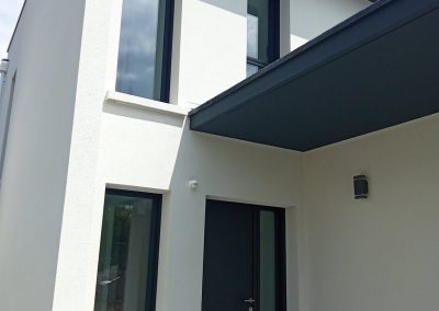 Reprise des casquettes béton et mise en peinture